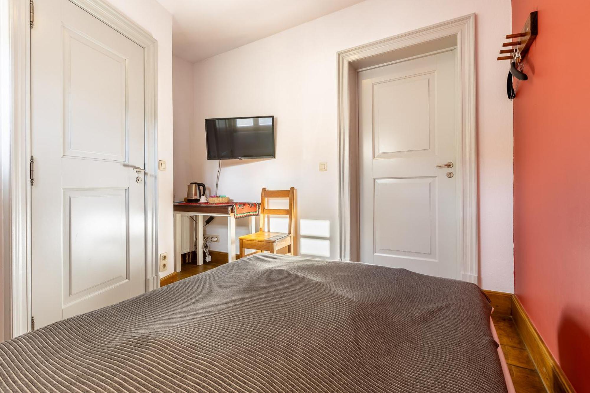 Gosciniec Pod Zajacem Bed & Breakfast Oleśnica Exterior foto
